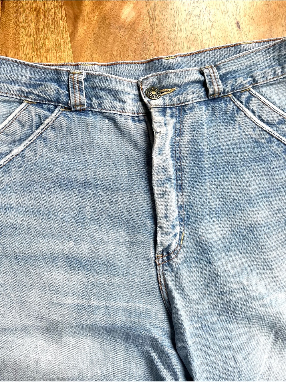 Perfect Vintage 70s/80s Light Wash Bell Bottom Jeans